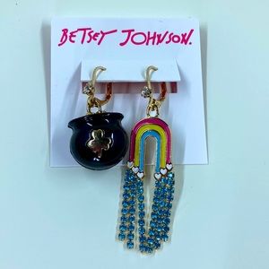 New - Betsey Johnson Mismatch Earrings - Pot of Gold & Rainbow St Patrick’s Day